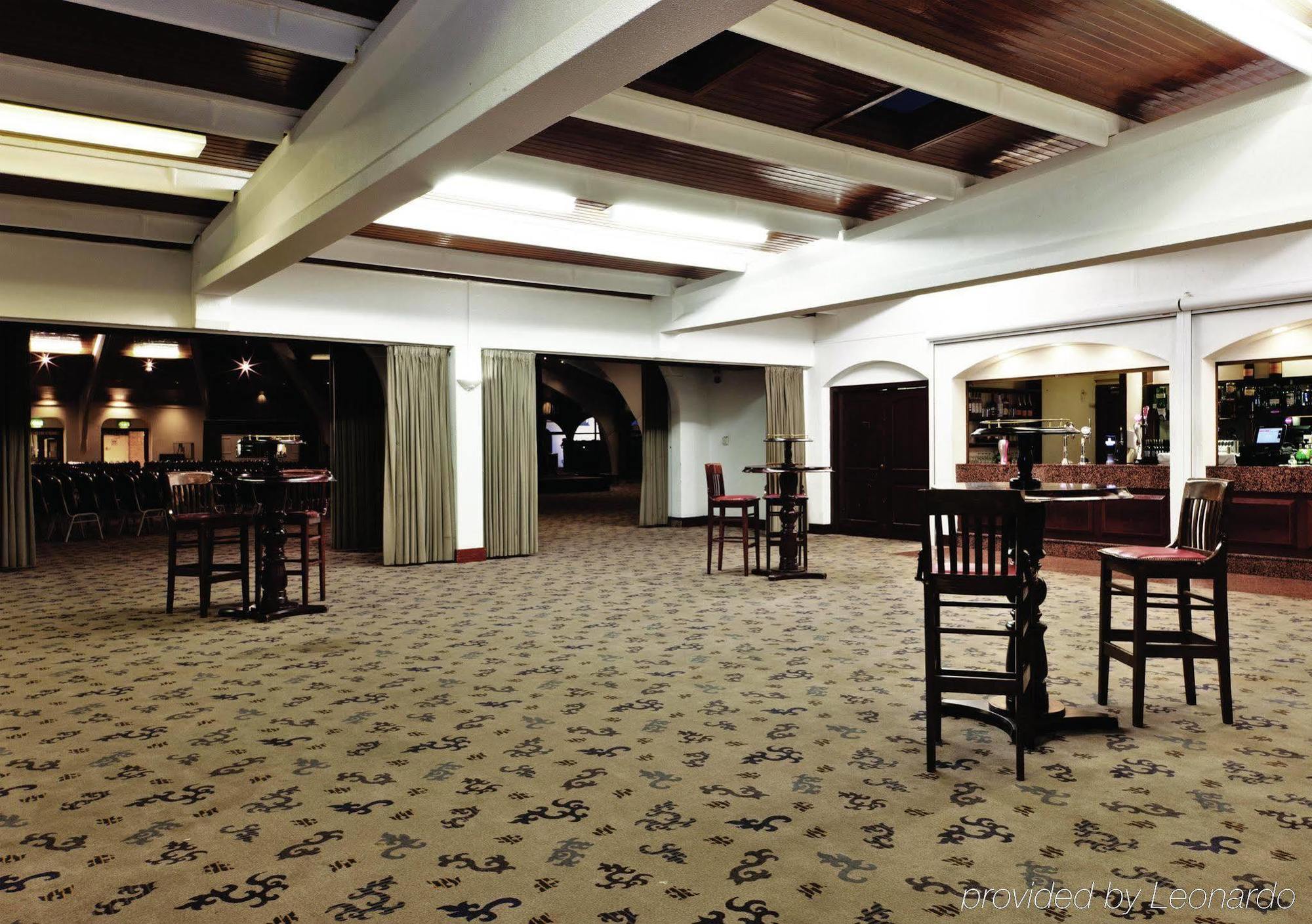Copthorne Effingham Gatwick Hotel Інтер'єр фото
